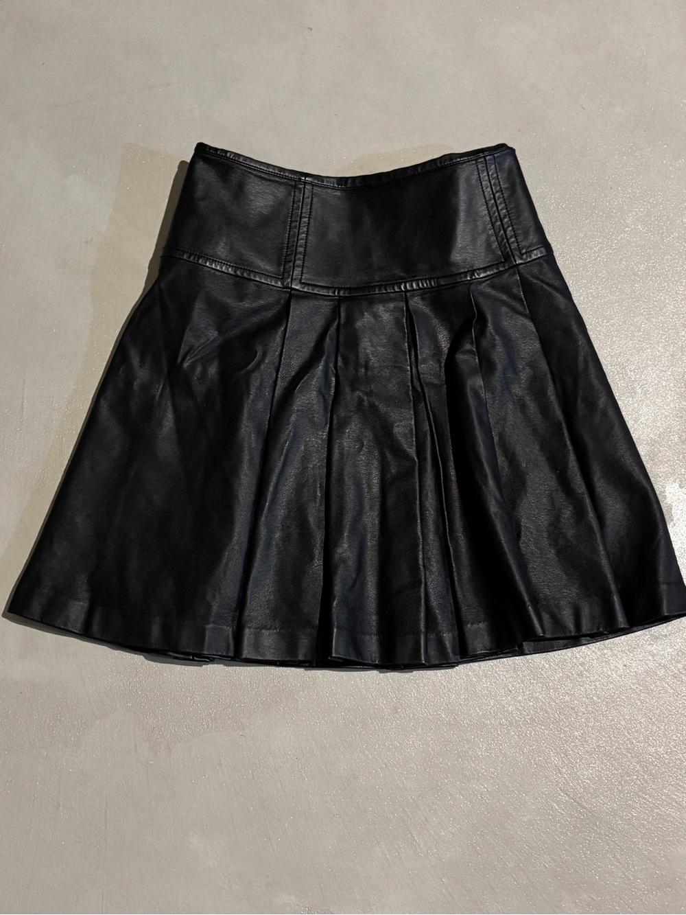 Michael Kors Black Faux Leather Pleated Skirt